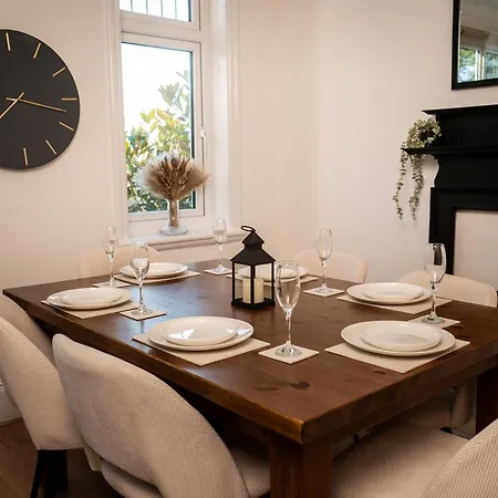 Luxuria Apartments 2- Bedroom Luxury Apartment Leicester Exterior photo